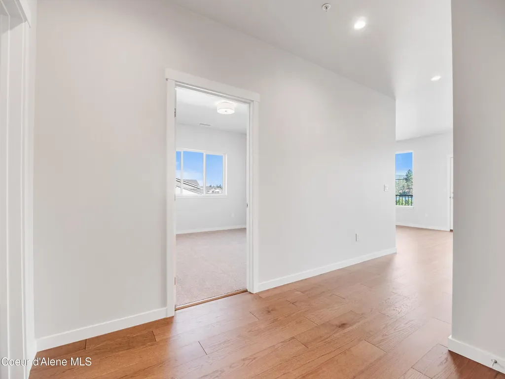 1037 E Railroad Avenue Post Falls ID 83854