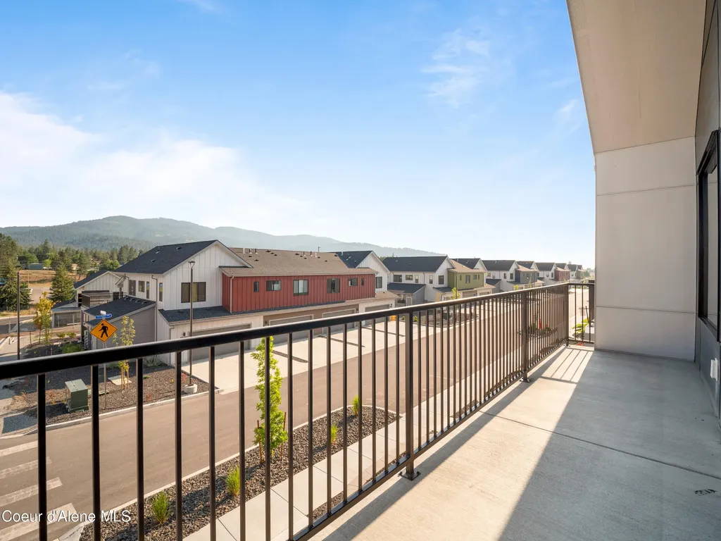 1037 E Railroad Avenue Post Falls ID 83854
