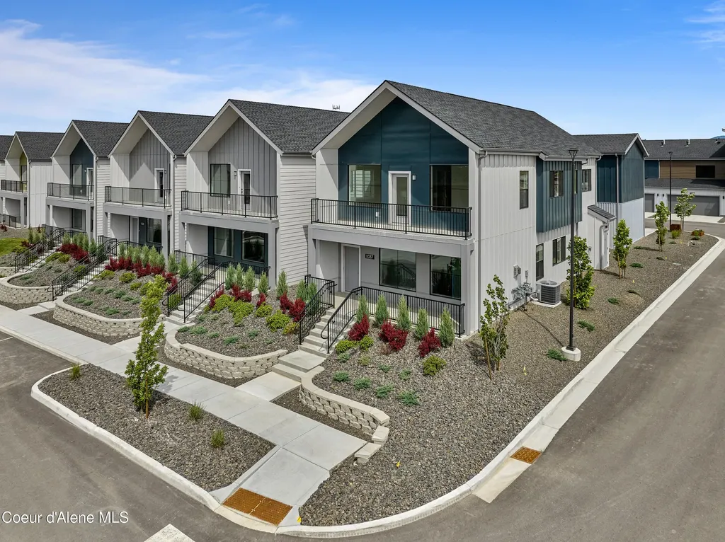 1037 E Railroad Avenue Post Falls ID 83854