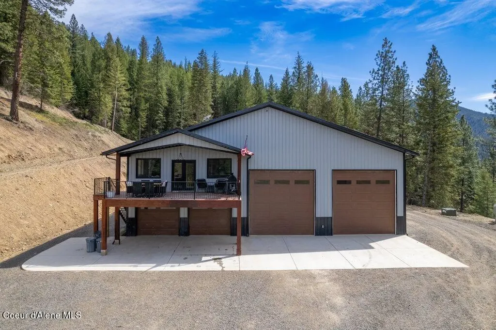 3835 Pinecreek Road Pinehurst ID 83850