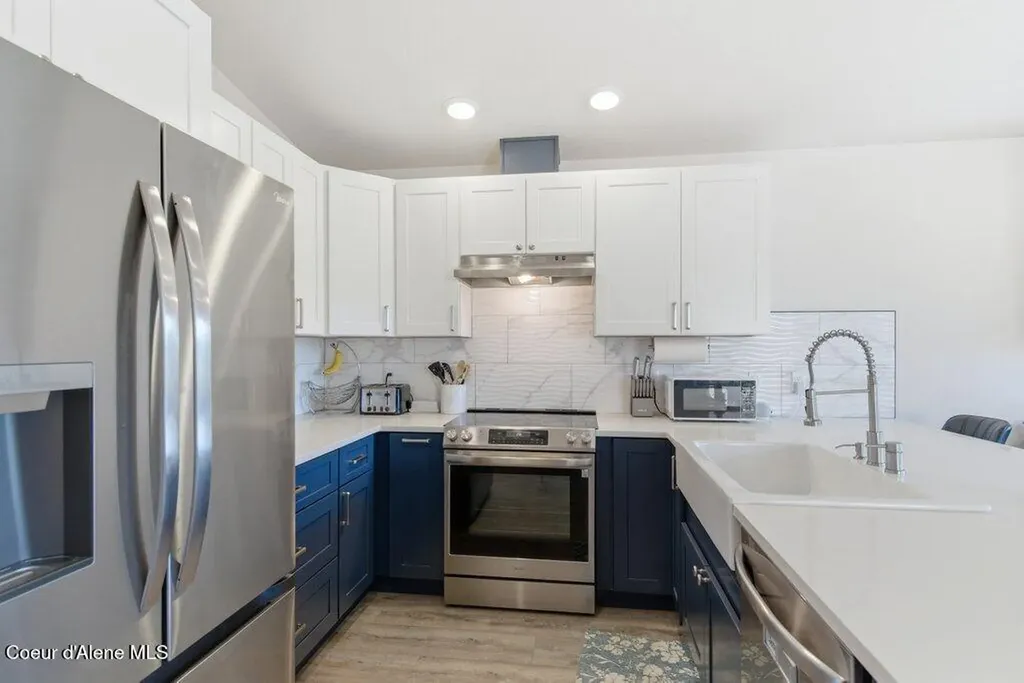 3835 Pinecreek Road Pinehurst ID 83850