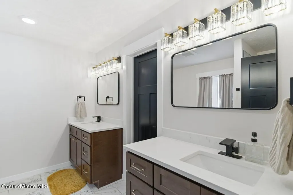 3835 Pinecreek Road Pinehurst ID 83850