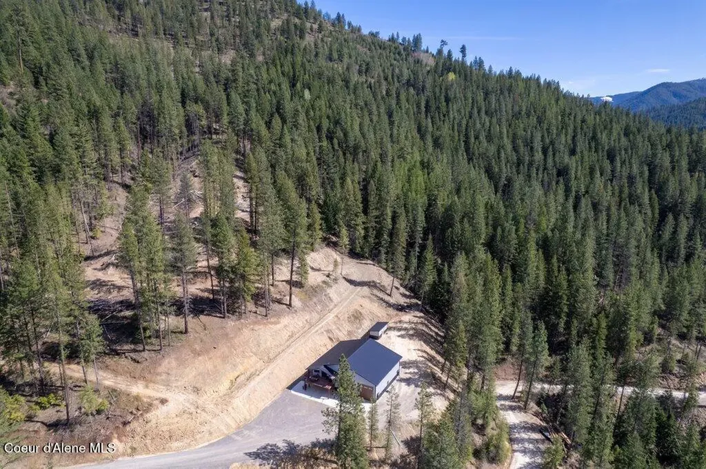 3835 Pinecreek Road Pinehurst ID 83850