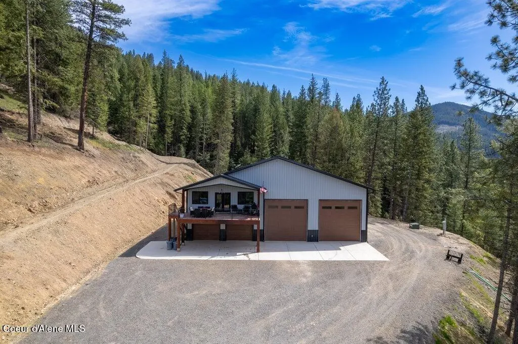 3835 Pinecreek Road Pinehurst ID 83850