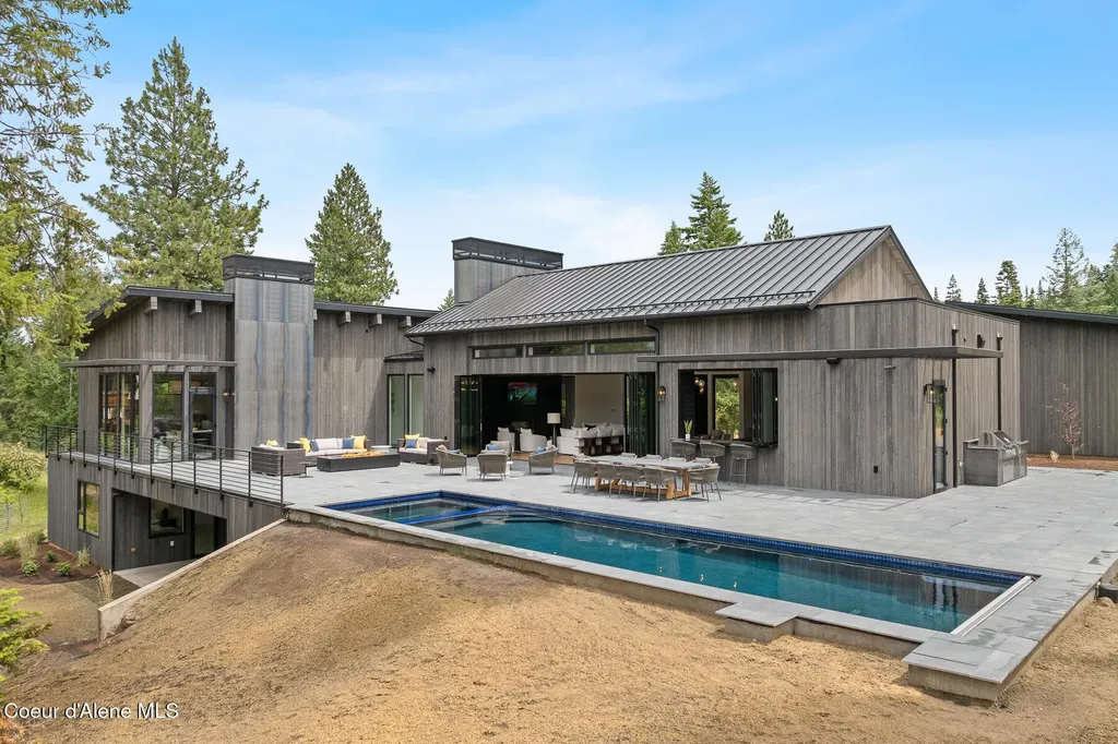 2833 E Lower Pasture Road Harrison ID 83833