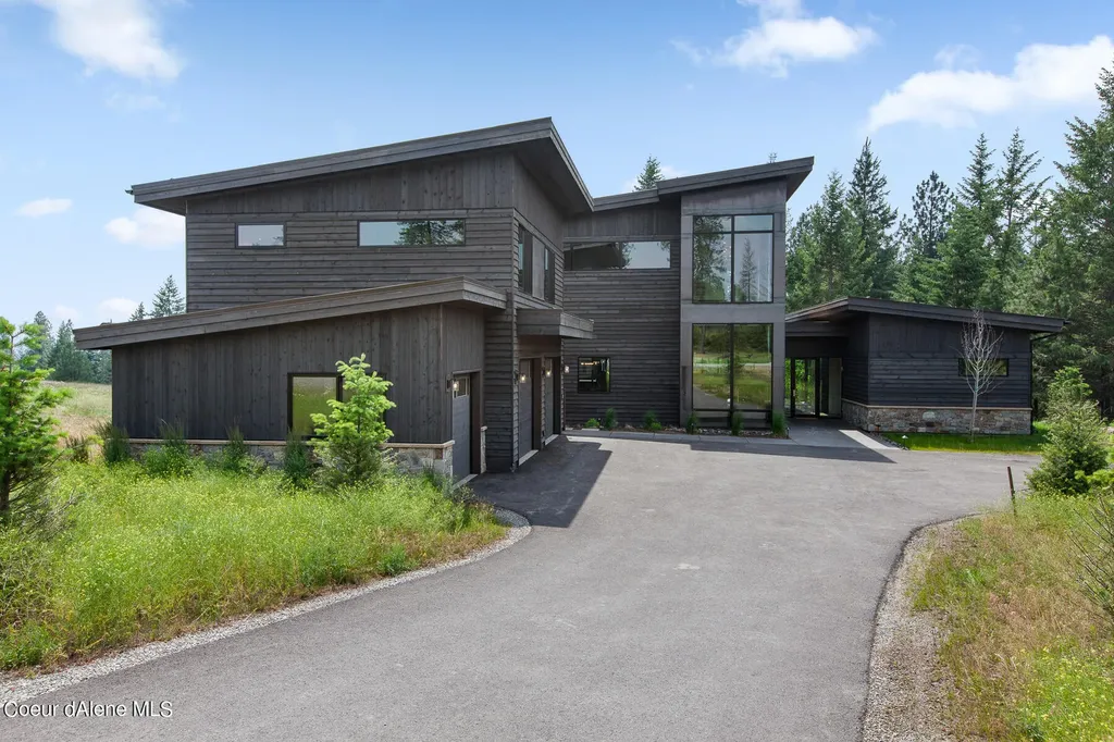 5941 S Gozzer Road Harrison ID 83833