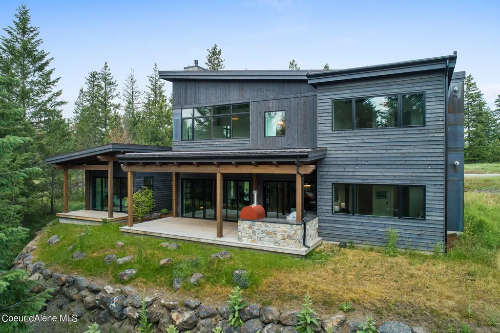 5941 S Gozzer Road Harrison ID 83833