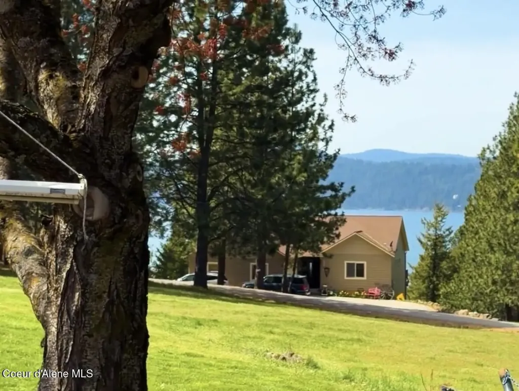 14189 E Sunset Shores Circle Harrison ID 83833