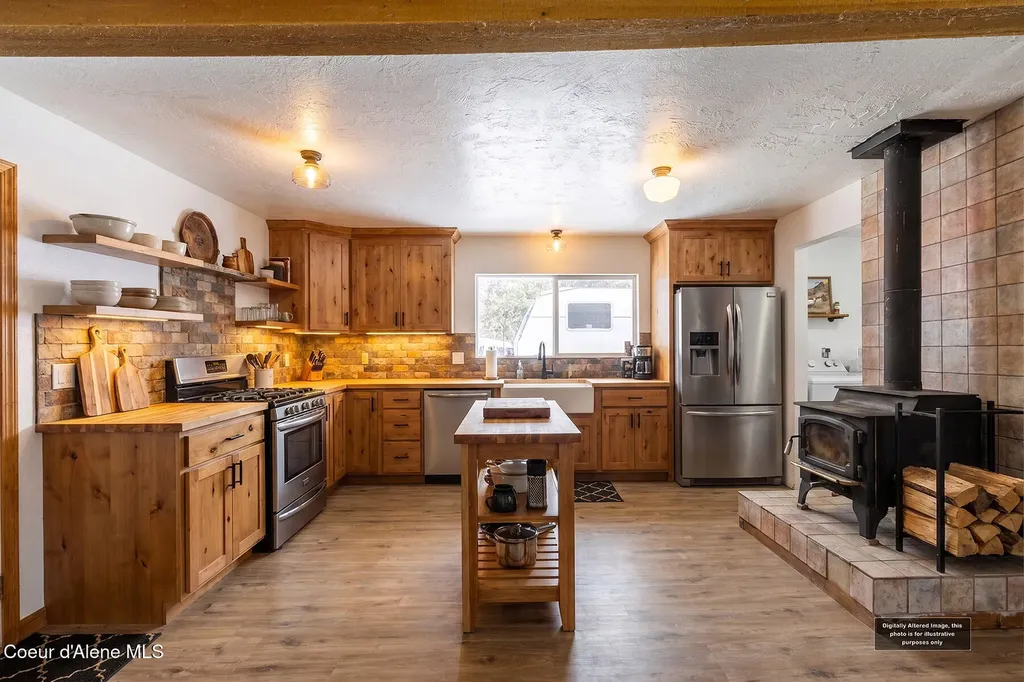 83 Cedar Grove Sandpoint ID 83864