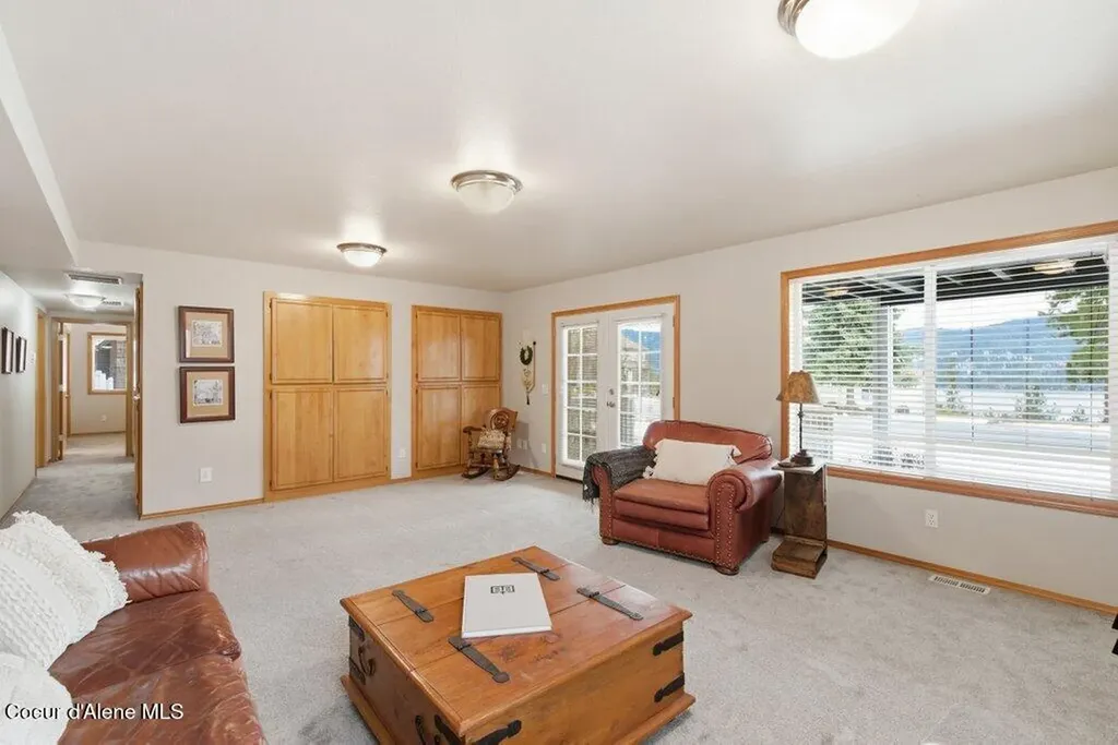 4263 E Burchell Drive Hayden ID 83835