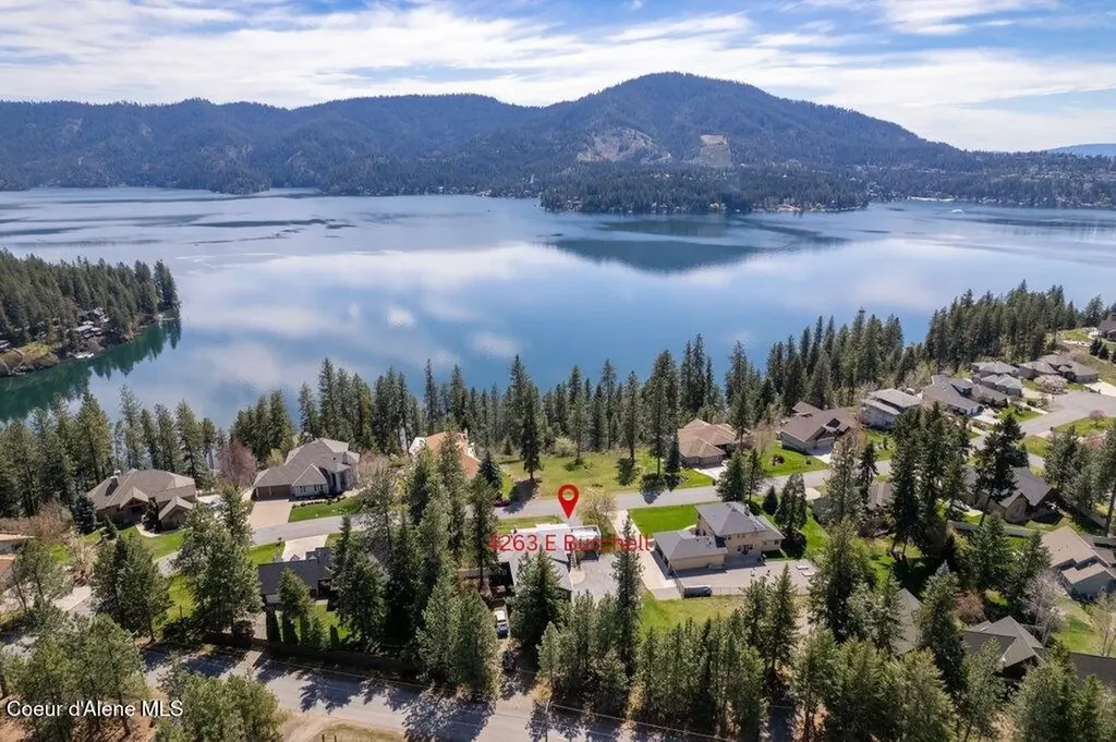 4263 E Burchell Drive Hayden ID 83835