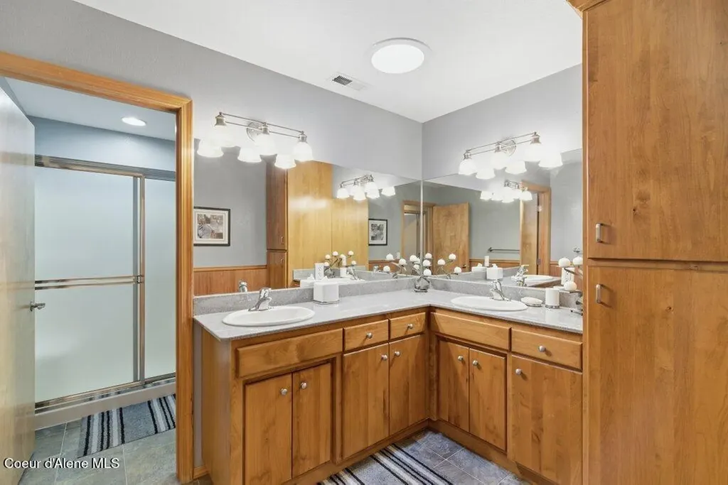 4263 E Burchell Drive Hayden ID 83835