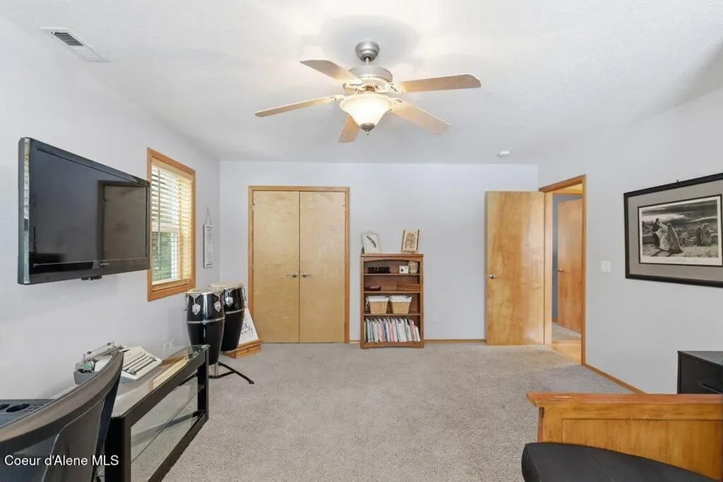 4263 E Burchell Drive Hayden ID 83835