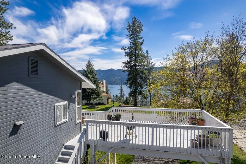 4263 E Burchell Drive Hayden ID 83835