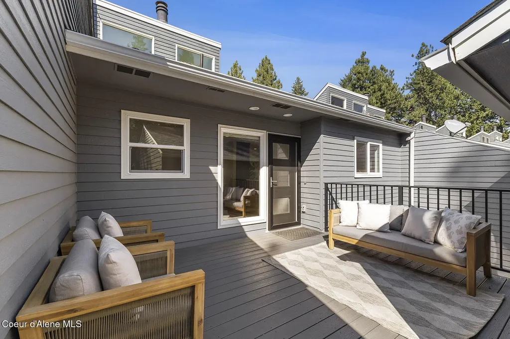 10637 N Friar Drive Hayden ID 83835
