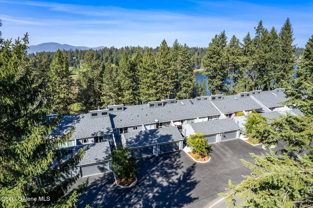 10637 N Friar Drive Hayden ID 83835