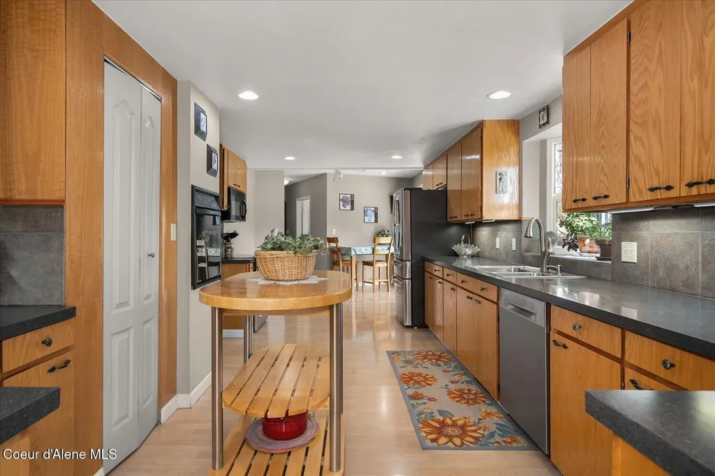 7520 N Mount Carrol Street Dalton Gardens ID 83815