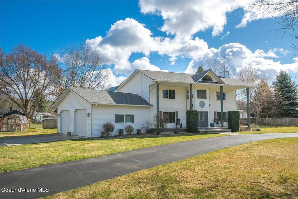 7520 N Mount Carrol Street Dalton Gardens ID 83815
