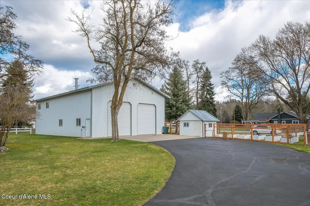 7520 N Mount Carrol Street Dalton Gardens ID 83815