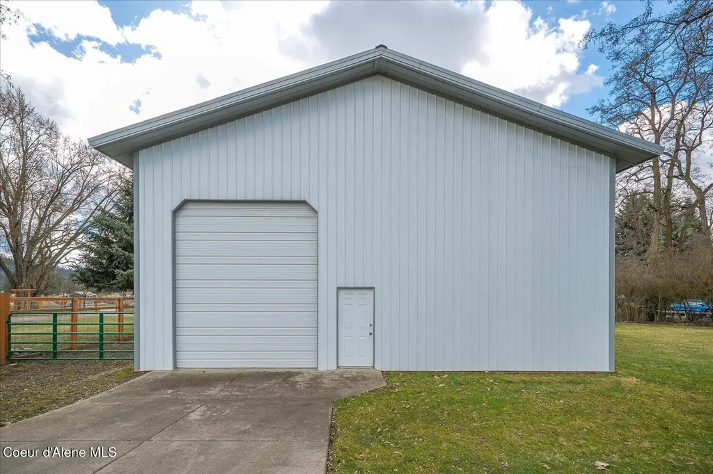 7520 N Mount Carrol Street Dalton Gardens ID 83815