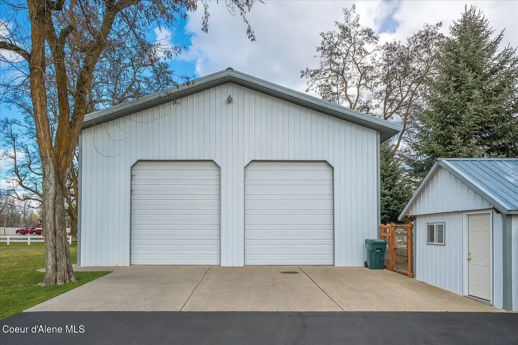 7520 N Mount Carrol Street Dalton Gardens ID 83815