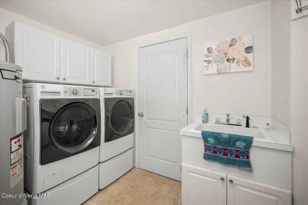 7520 N Mount Carrol Street Dalton Gardens ID 83815
