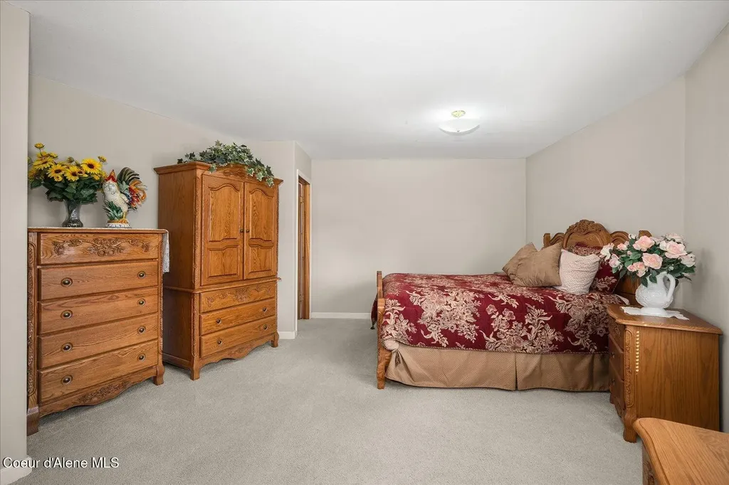 7520 N Mount Carrol Street Dalton Gardens ID 83815