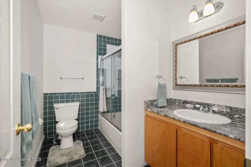 7520 N Mount Carrol Street Dalton Gardens ID 83815