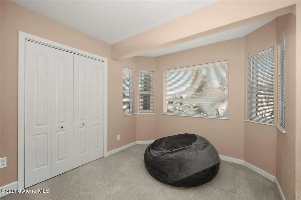 7520 N Mount Carrol Street Dalton Gardens ID 83815