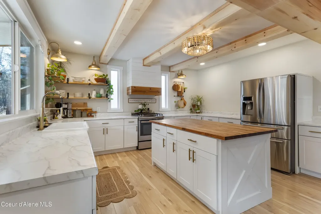 87 Rock Road Sandpoint ID 83864