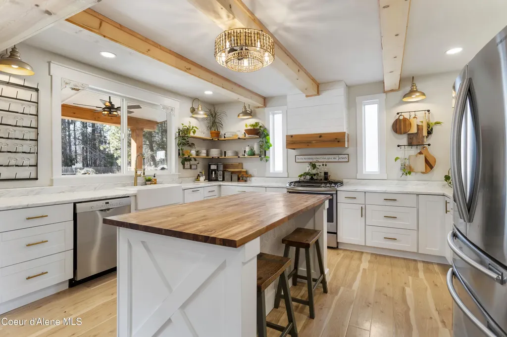87 Rock Road Sandpoint ID 83864