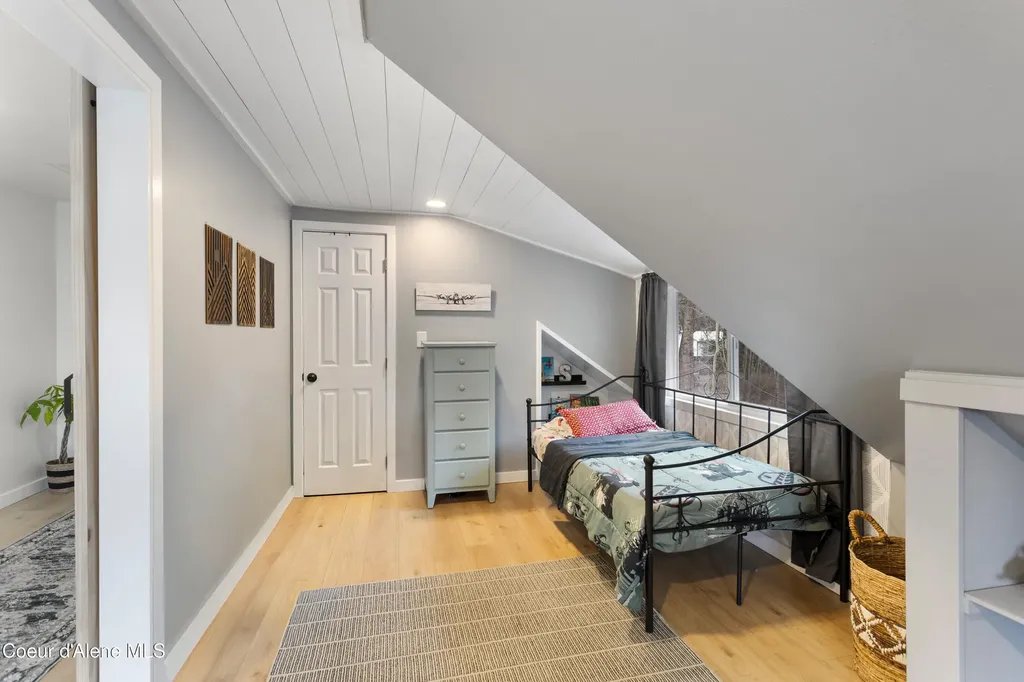 87 Rock Road Sandpoint ID 83864