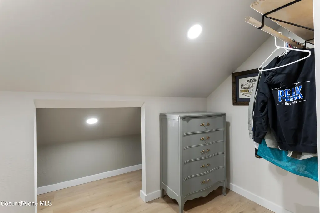 87 Rock Road Sandpoint ID 83864