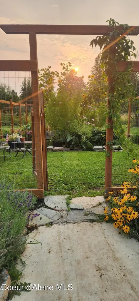 87 Rock Road Sandpoint ID 83864