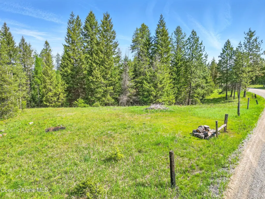 Nna Heath Lake Road Sagle ID 83860