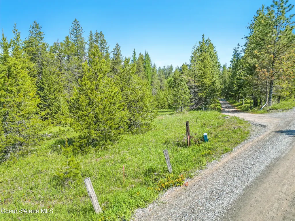 Nna Heath Lake Road Sagle ID 83860