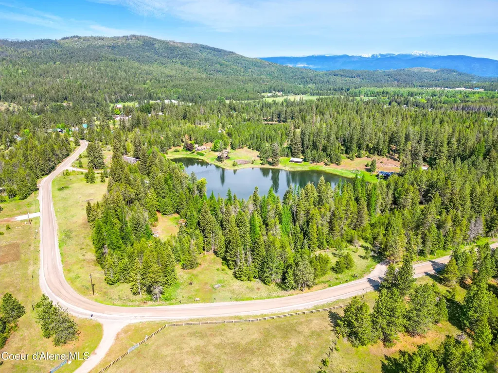 Nna Heath Lake Road Sagle ID 83860