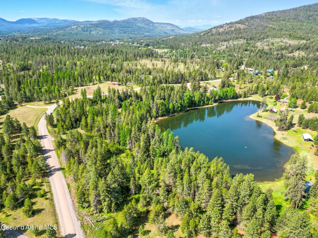 Nna Heath Lake Road Sagle ID 83860