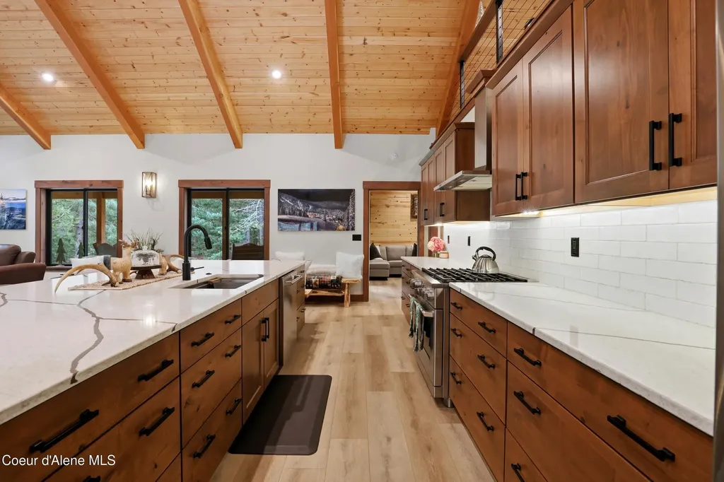 12794 N Boyer Road Sandpoint ID 83864