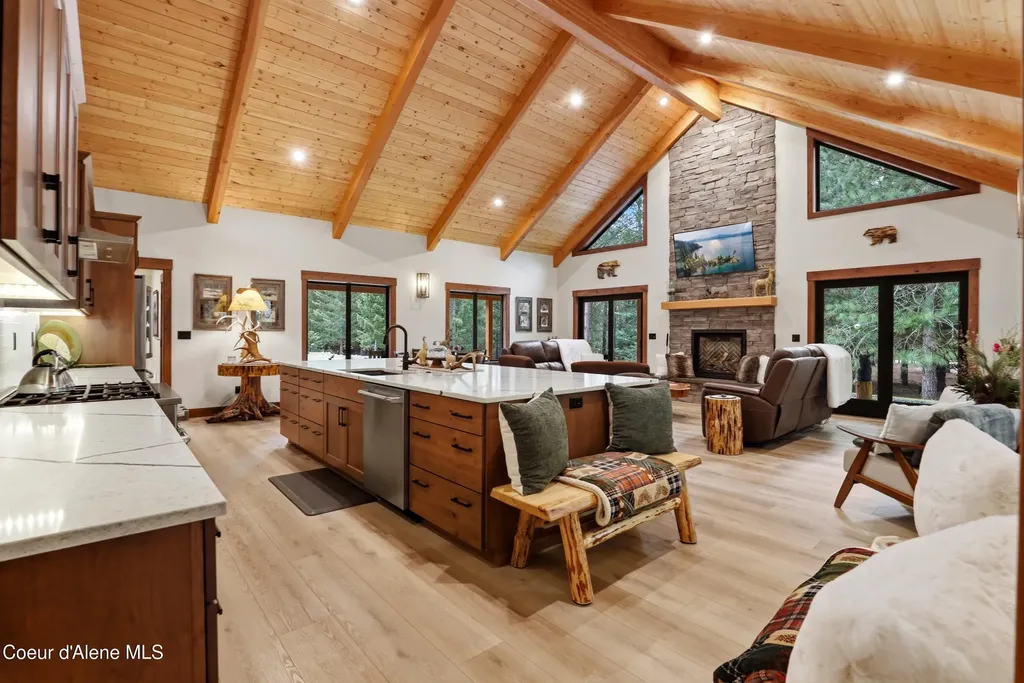 12794 N Boyer Road Sandpoint ID 83864