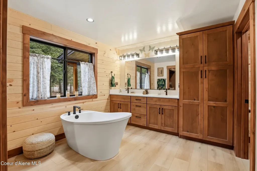 12794 N Boyer Road Sandpoint ID 83864