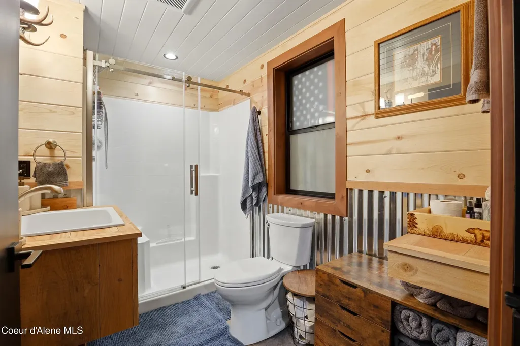 12794 N Boyer Road Sandpoint ID 83864