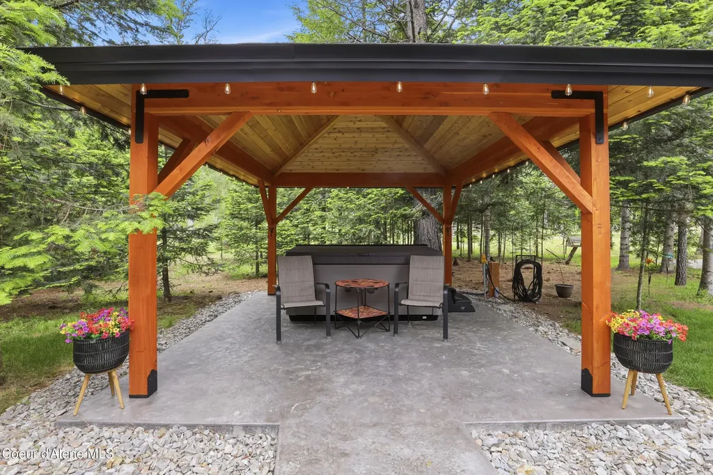 12794 N Boyer Road Sandpoint ID 83864