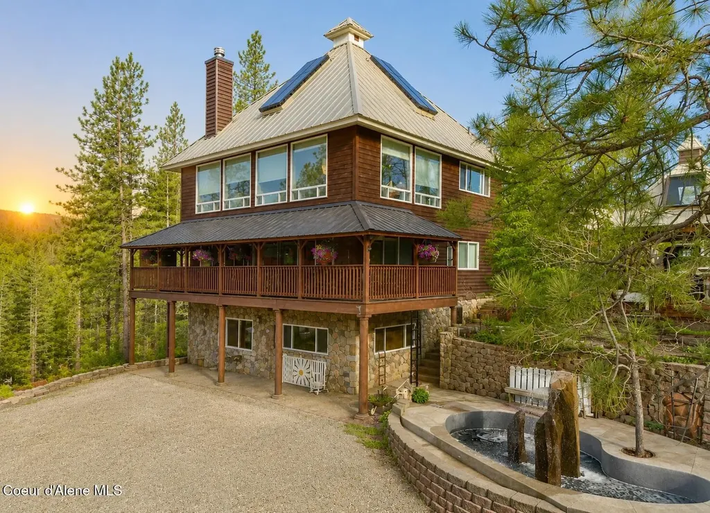 483 Paradise Lane Pinehurst ID 83850