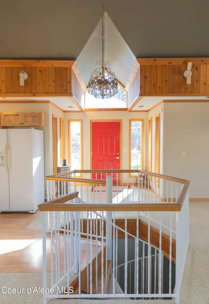 483 Paradise Lane Pinehurst ID 83850