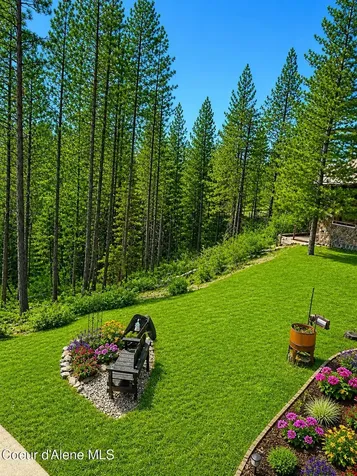 483 Paradise Lane Pinehurst ID 83850