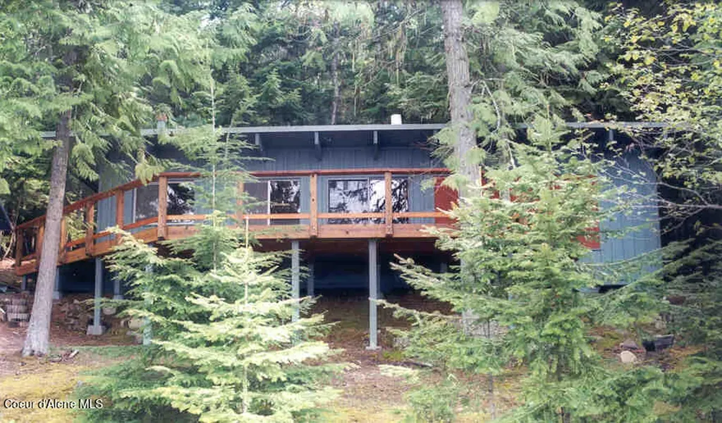 20 Bartoo Island Shore Priest Lake ID 83856