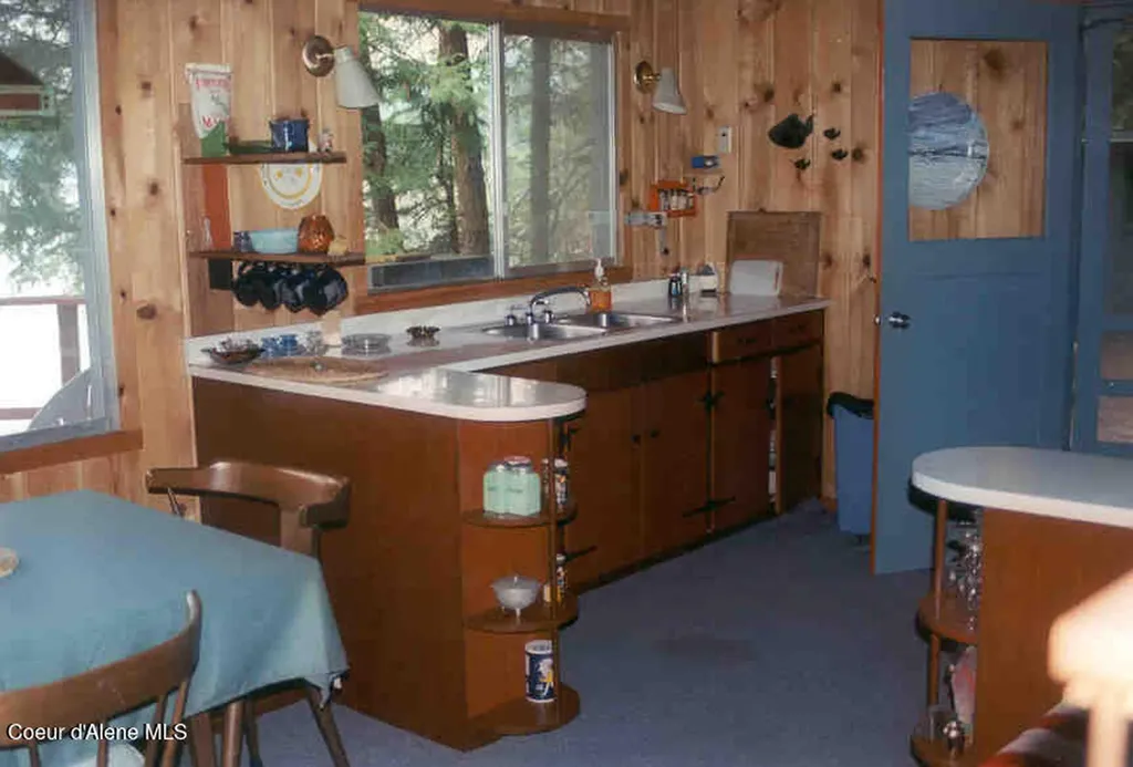 20 Bartoo Island Shore Priest Lake ID 83856