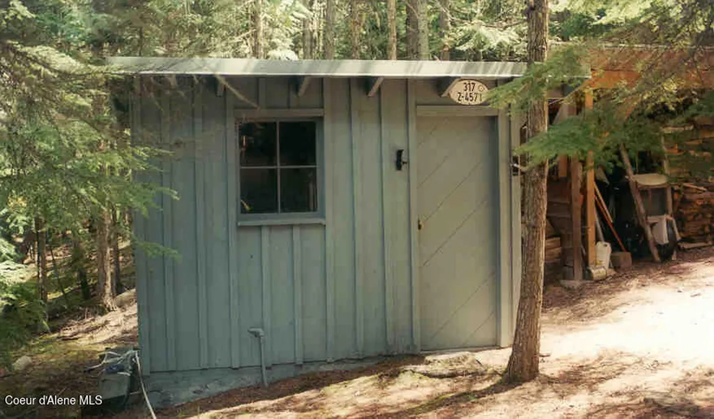 20 Bartoo Island Shore Priest Lake ID 83856