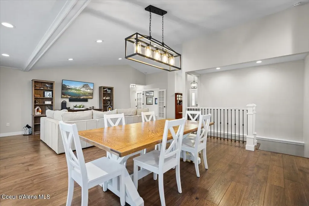 2447 E Garwood Road Hayden ID 83835